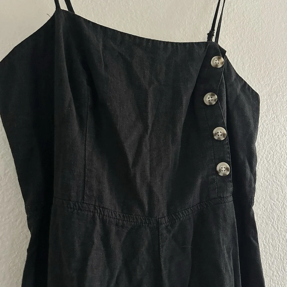 Urban Outfitters Jumpsuit Womens Size 6‎ Black One Piece Linen blend?